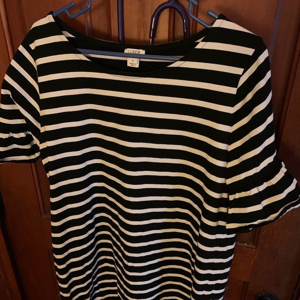 Beautiful J Crew striped ruffle sleeve dress